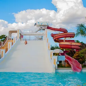 https://caldas-novas-lacqua-diroma-iii-e-v.caldasnovashotels.com